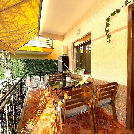 Beach & Chill Apartments Vlorë Exterior foto